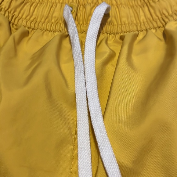 Original Men’s Nike Yellow Woven Shorts, Size L, with Drawstrings - Picture 3 of 5